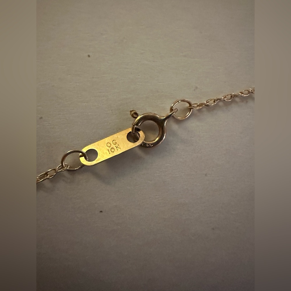 Vintage 10K Yellow Gold Garnet Cross Pendant Necklace - Picture 5 of 5